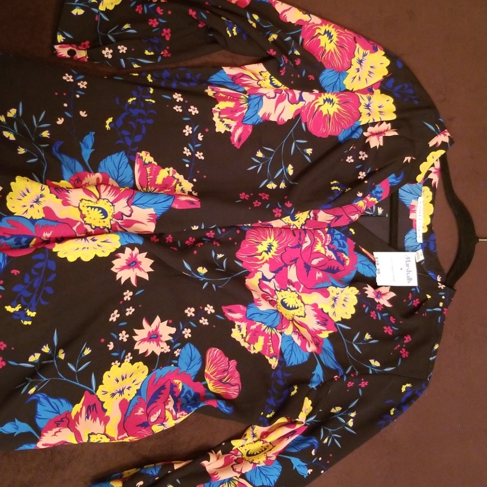 Blouse - Picture 3 of 4